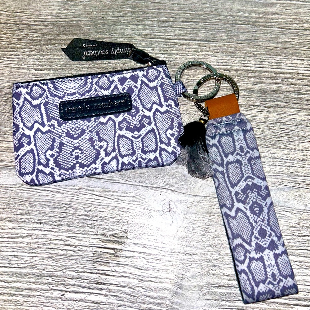 brand new simply southern wallet